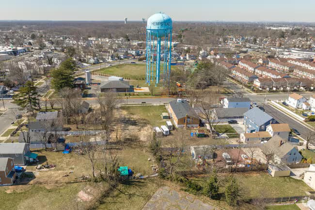 Hempstead, Long Island