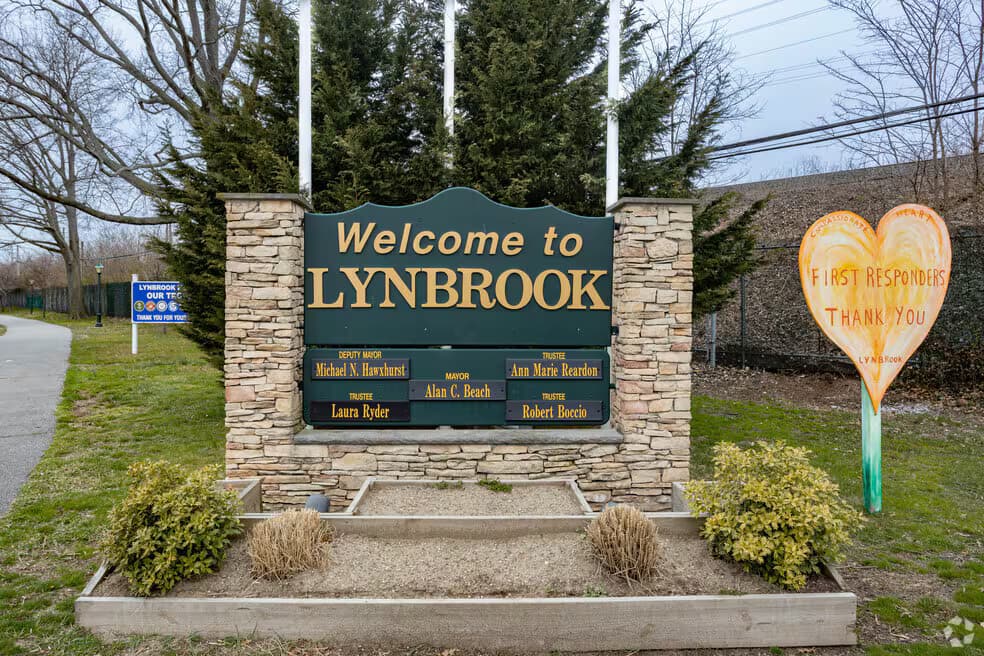 Lynbrook, Long Island