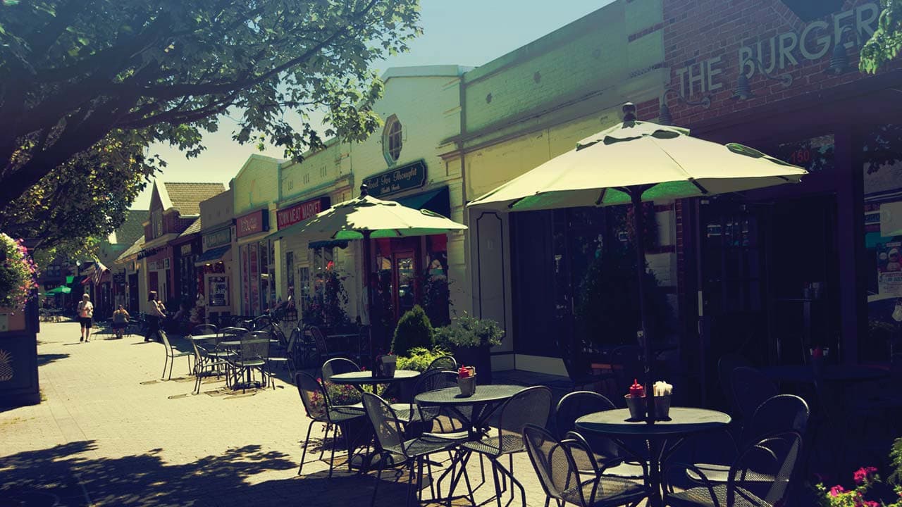 Mineola, Long Island